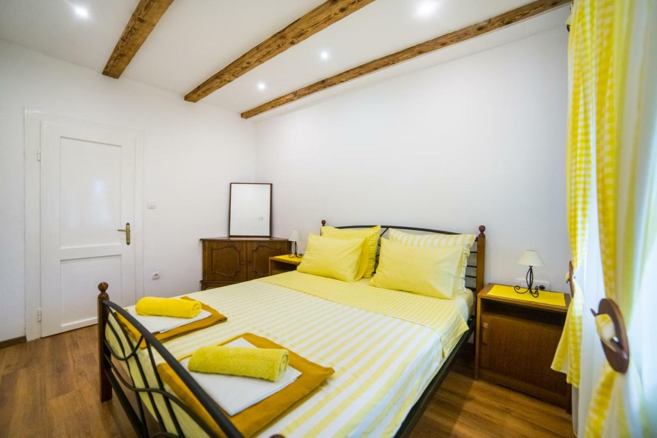 Apartments Stinice Gradac  Exterior photo